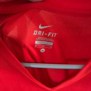 Nike dri-fit T-shirt Size medium